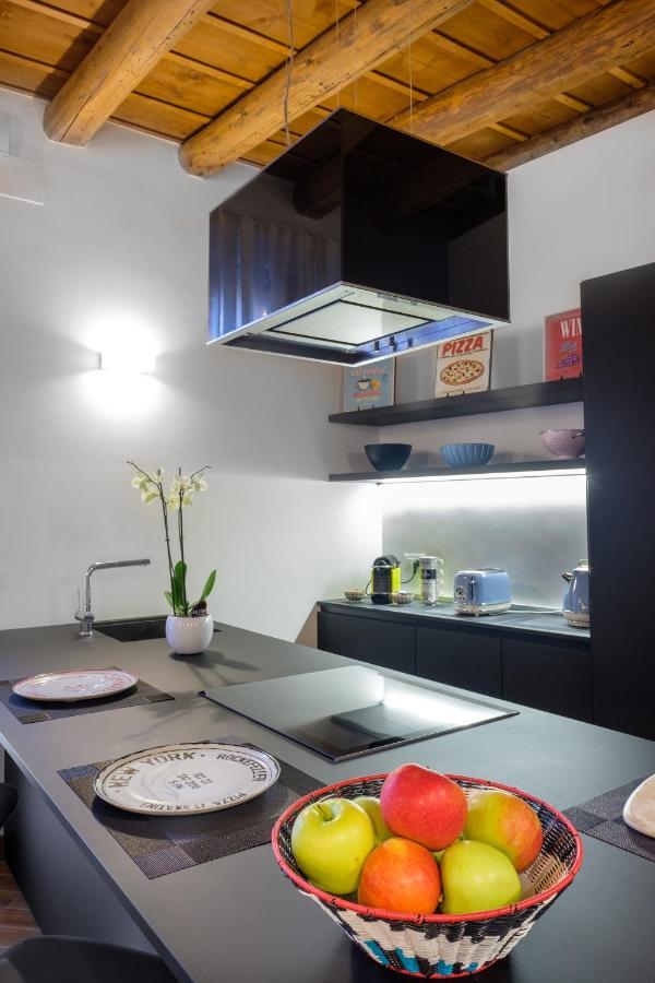 Apartament La Terrazza In Centro Werona Zewnętrze zdjęcie