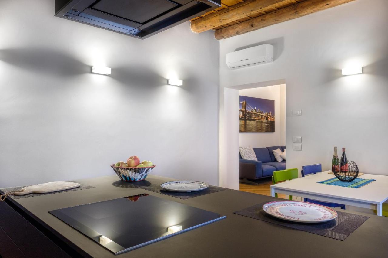 Apartament La Terrazza In Centro Werona Zewnętrze zdjęcie